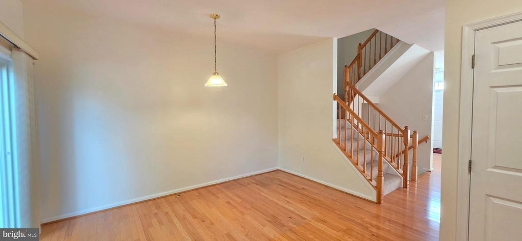 12723 Sullivan Court - Photo 4
