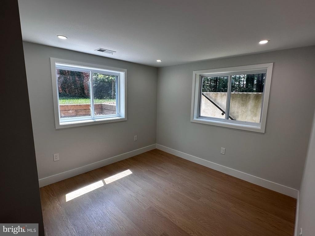 7506 Wellesley Drive - Photo 2