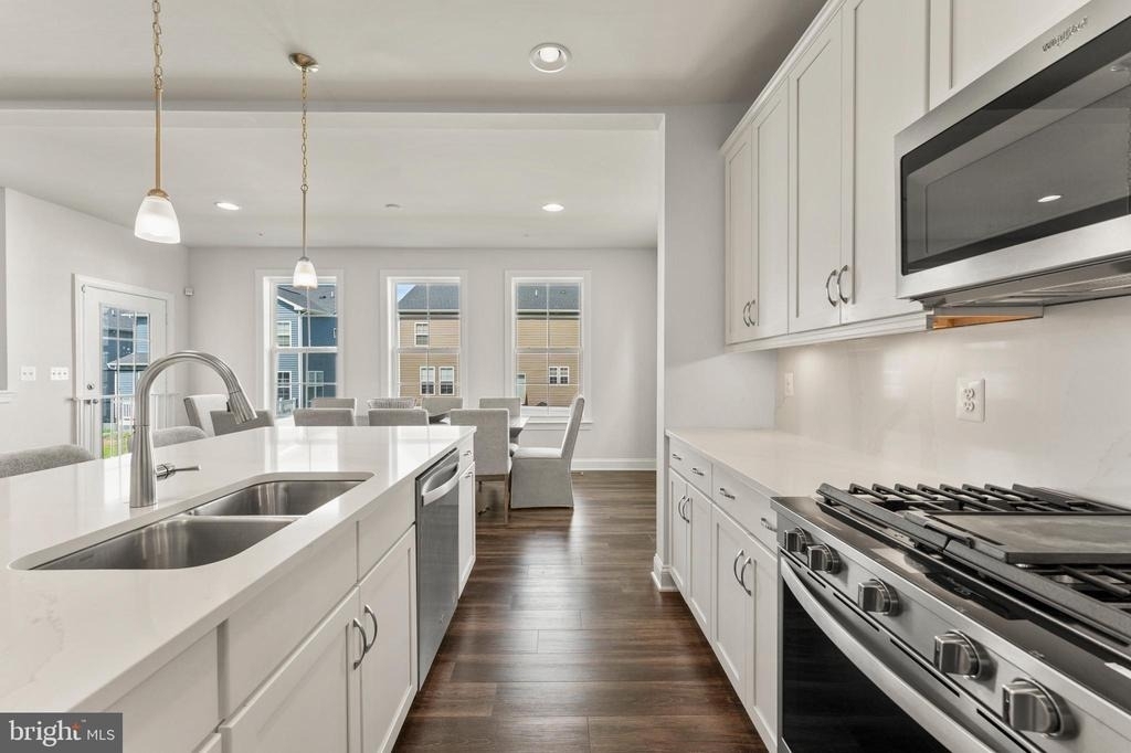 11007 Meridian Hill Way - Photo 19