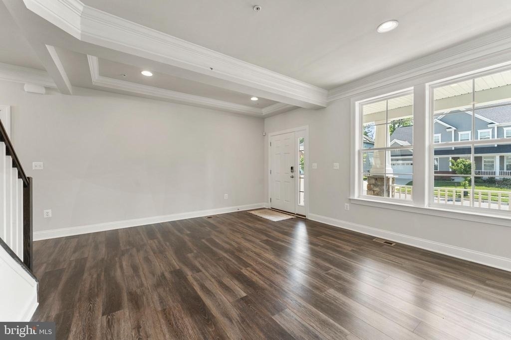 11007 Meridian Hill Way - Photo 4