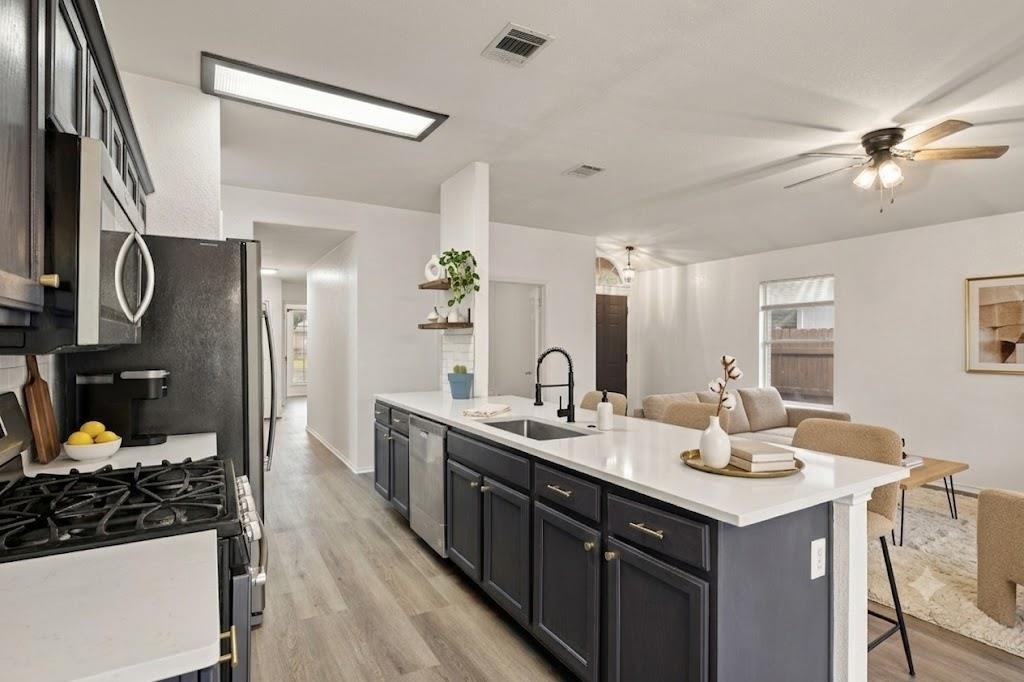 903 Luke Ln - Photo 3