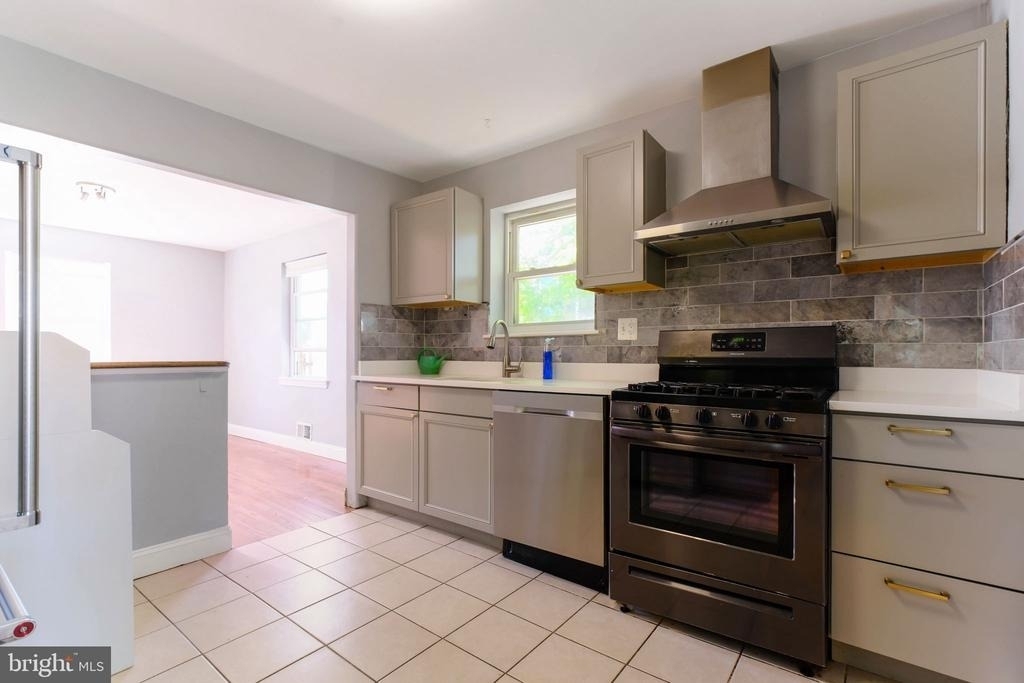 2600 Arvin Street - Photo 1