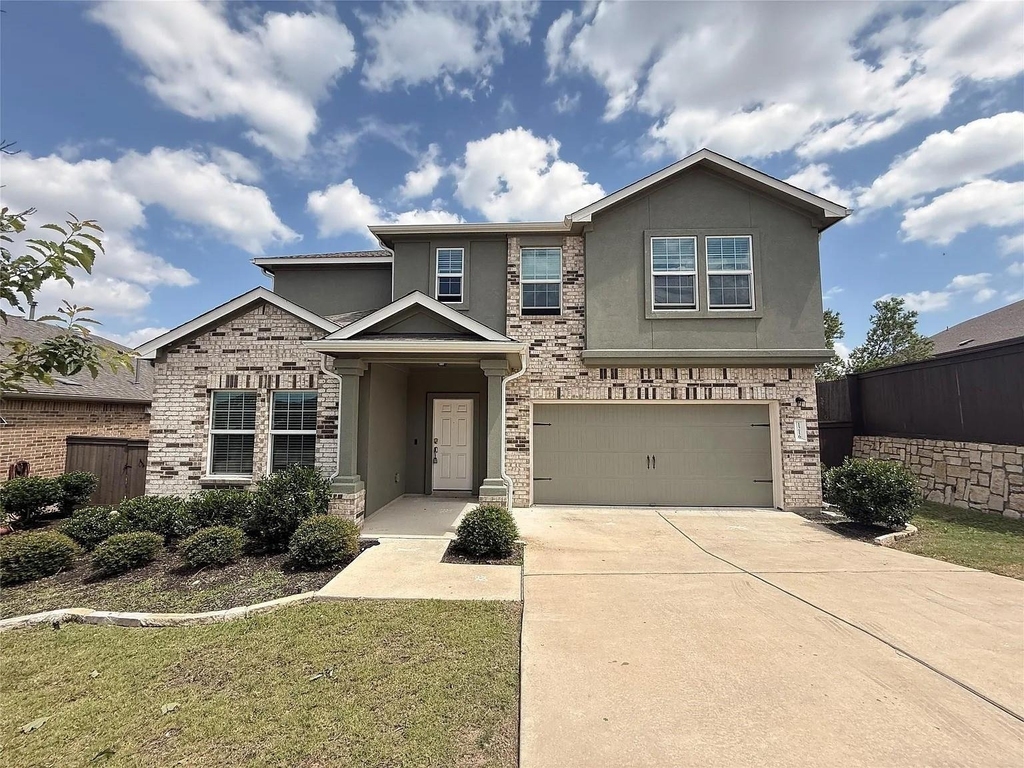 1216 Blackhaw Ln - Photo 0