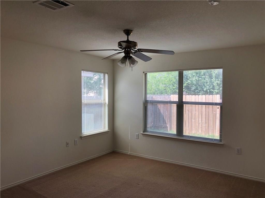6912 Walkup Ln - Photo 9