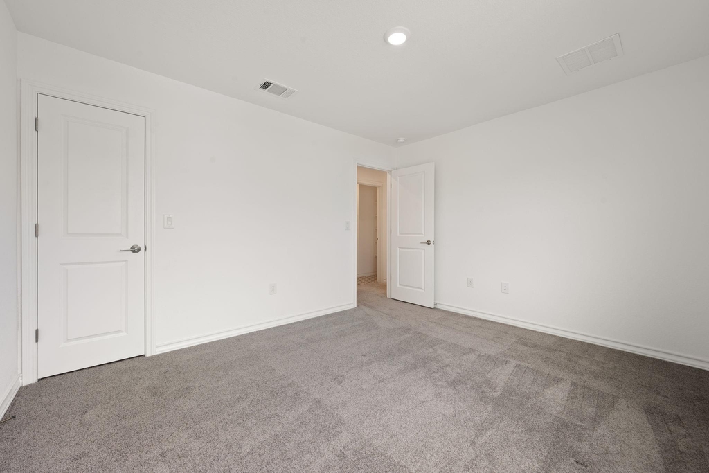 2902 Tavern Dr - Photo 25
