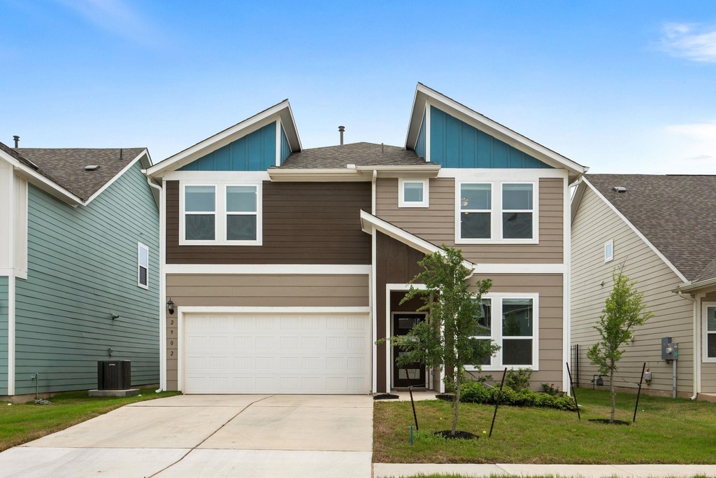 2902 Tavern Dr - Photo 0