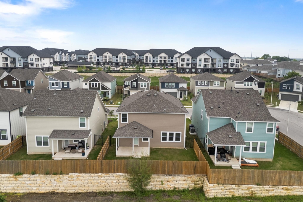 2902 Tavern Dr - Photo 35