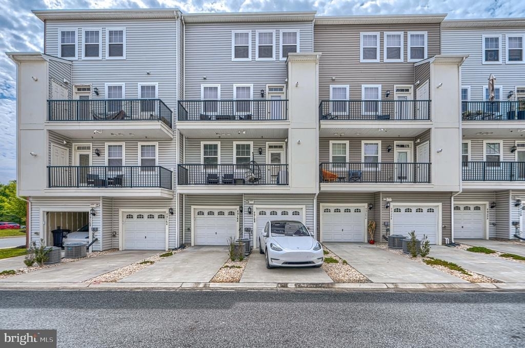 7918 Potter Place - Photo 2