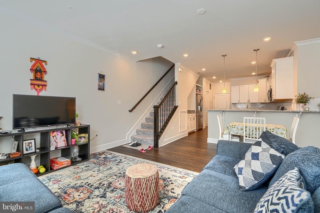 7918 Potter Place - Photo 6