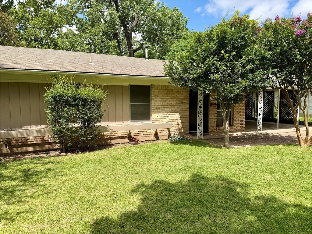 5510 Delwood Dr - Photo 2