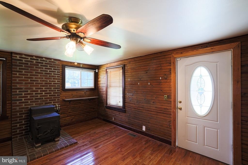 2412 Rocks Road - Photo 19