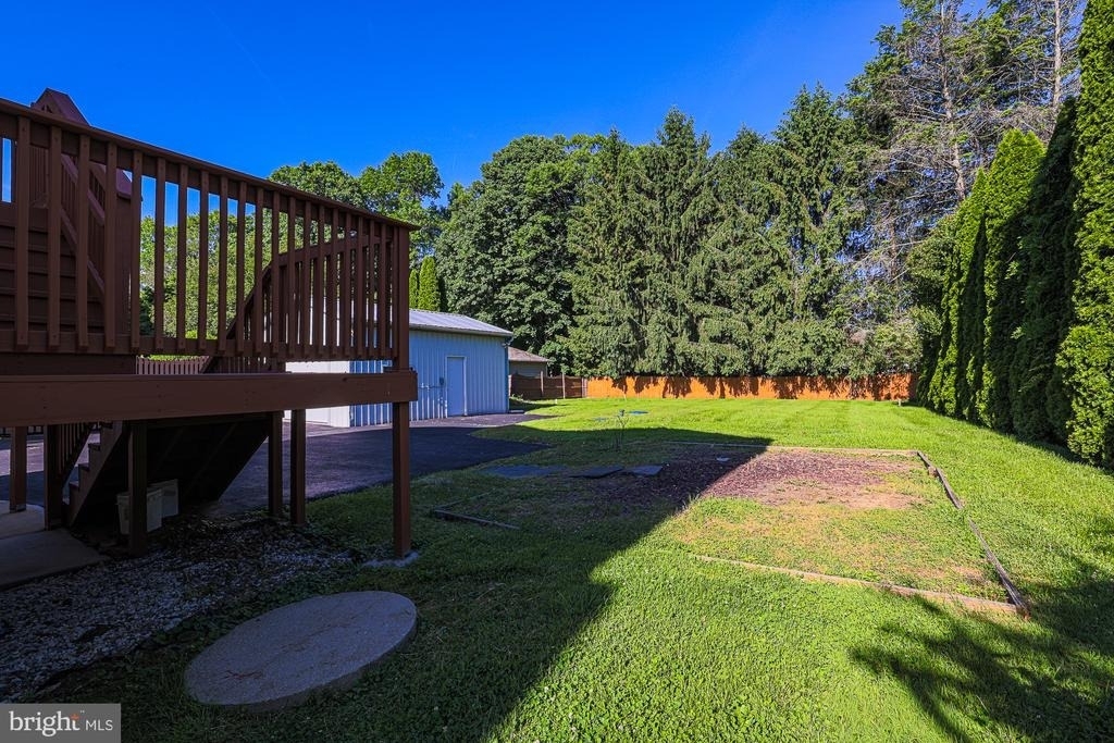 2412 Rocks Road - Photo 5