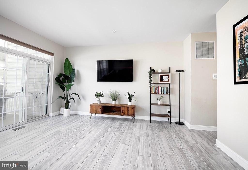 735 Perthshire Place - Photo 13