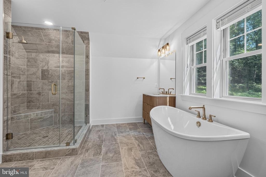 1490 Thurston Road - Photo 23