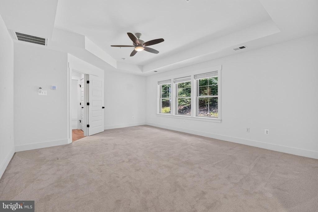 1490 Thurston Road - Photo 20