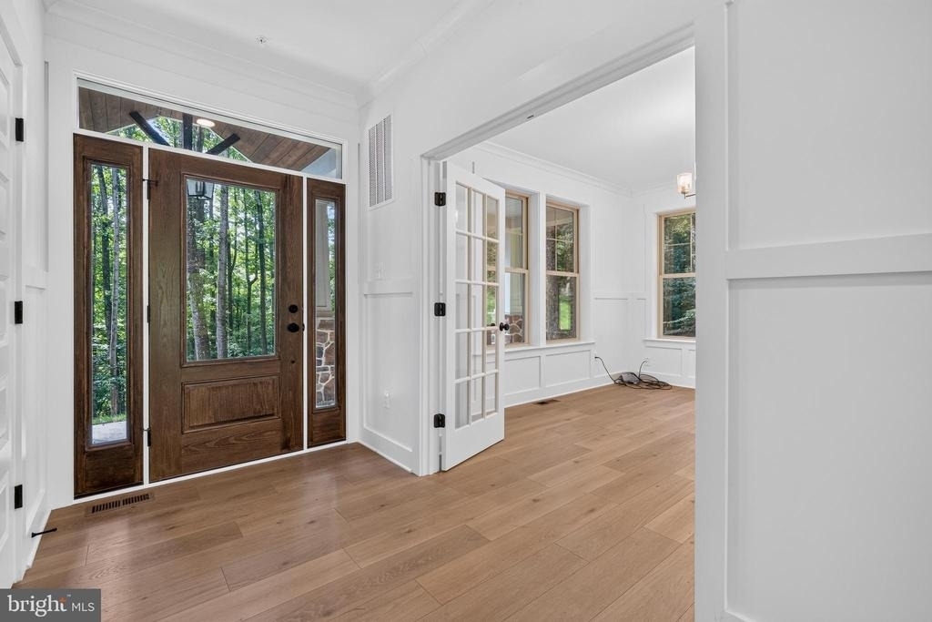 1490 Thurston Road - Photo 6