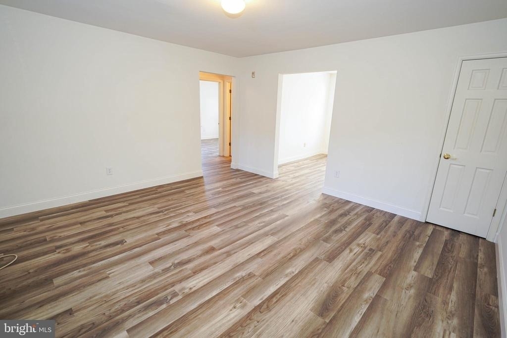 800 Travers Street - Photo 3
