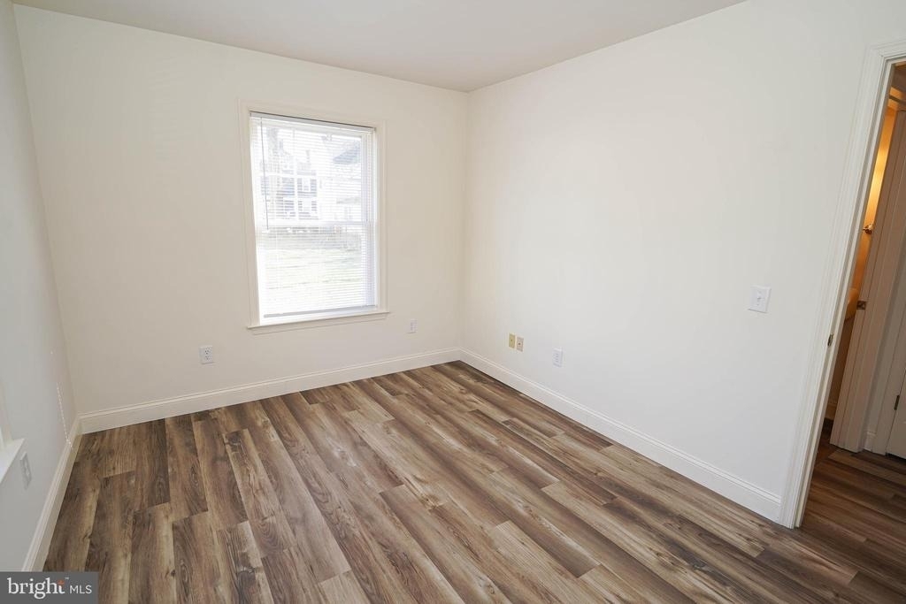 800 Travers Street - Photo 24