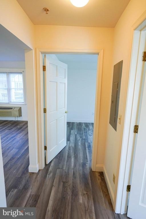 800 Travers Street - Photo 13