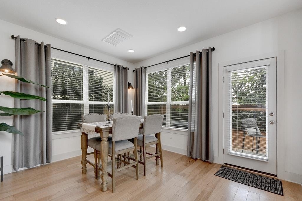 9710 Tanglemede St - Photo 9