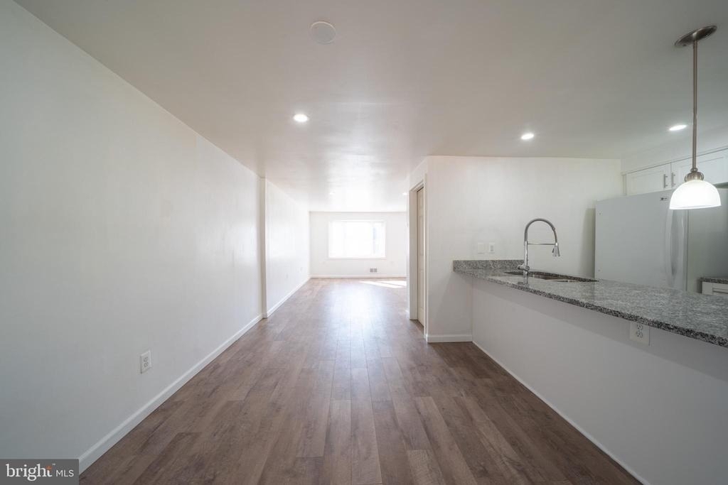 3167 Ryerson - Photo 4
