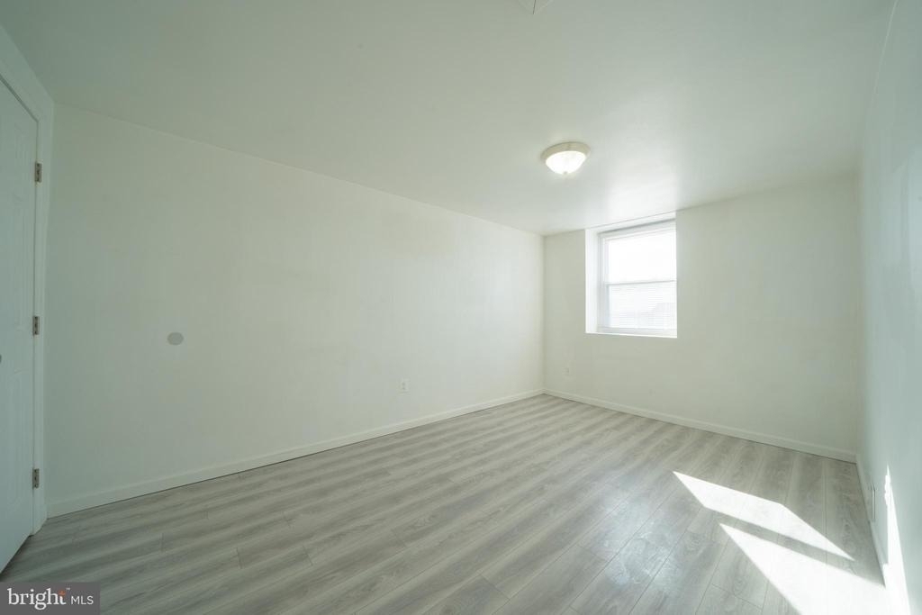3167 Ryerson - Photo 10