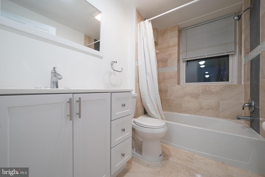 3167 Ryerson - Photo 12