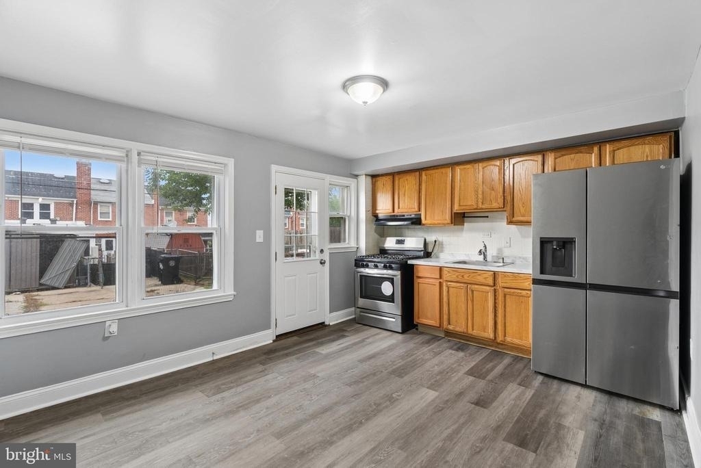 7136 Eastbrook Avenue - Photo 12