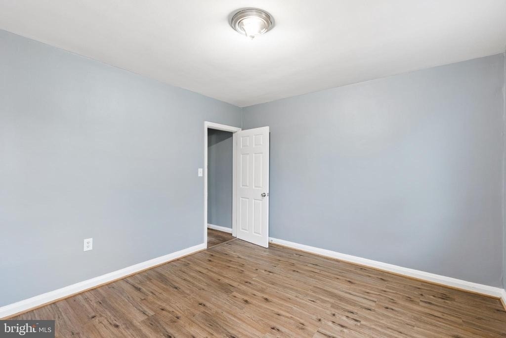 7136 Eastbrook Avenue - Photo 5