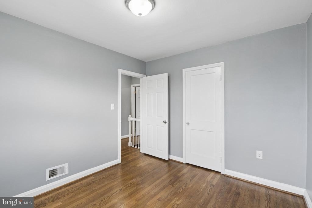 7136 Eastbrook Avenue - Photo 10