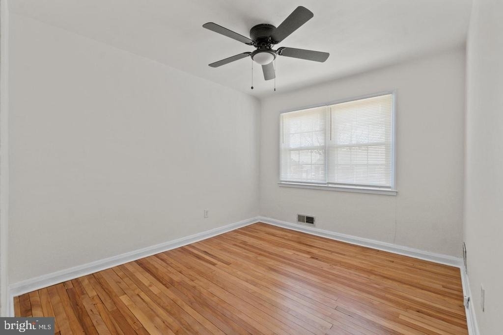 8340 Edgedale Road - Photo 9