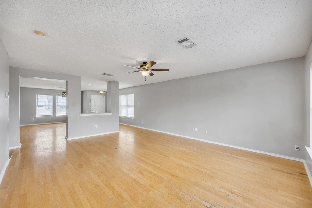 2514 Byfield Dr - Photo 7