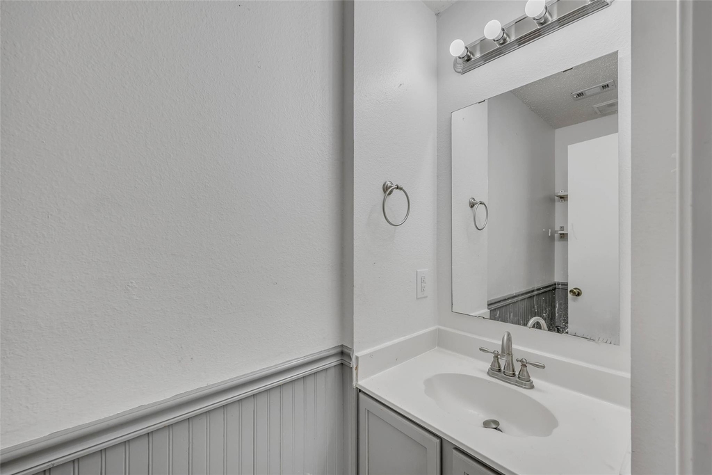 2514 Byfield Dr - Photo 9