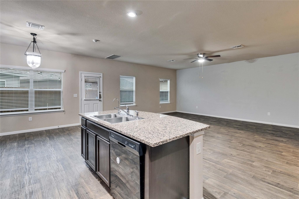 14910 Jolynn St - Photo 5