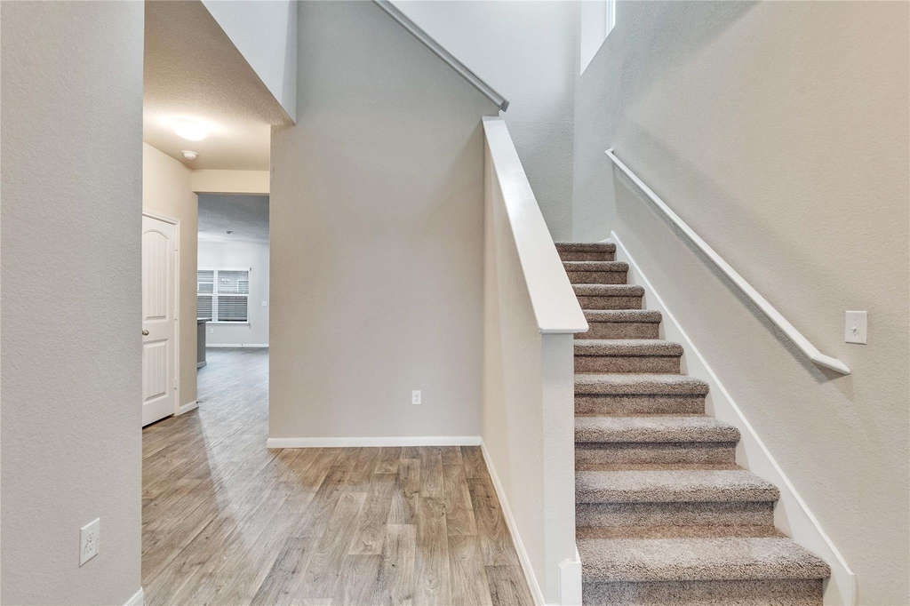14910 Jolynn St - Photo 8