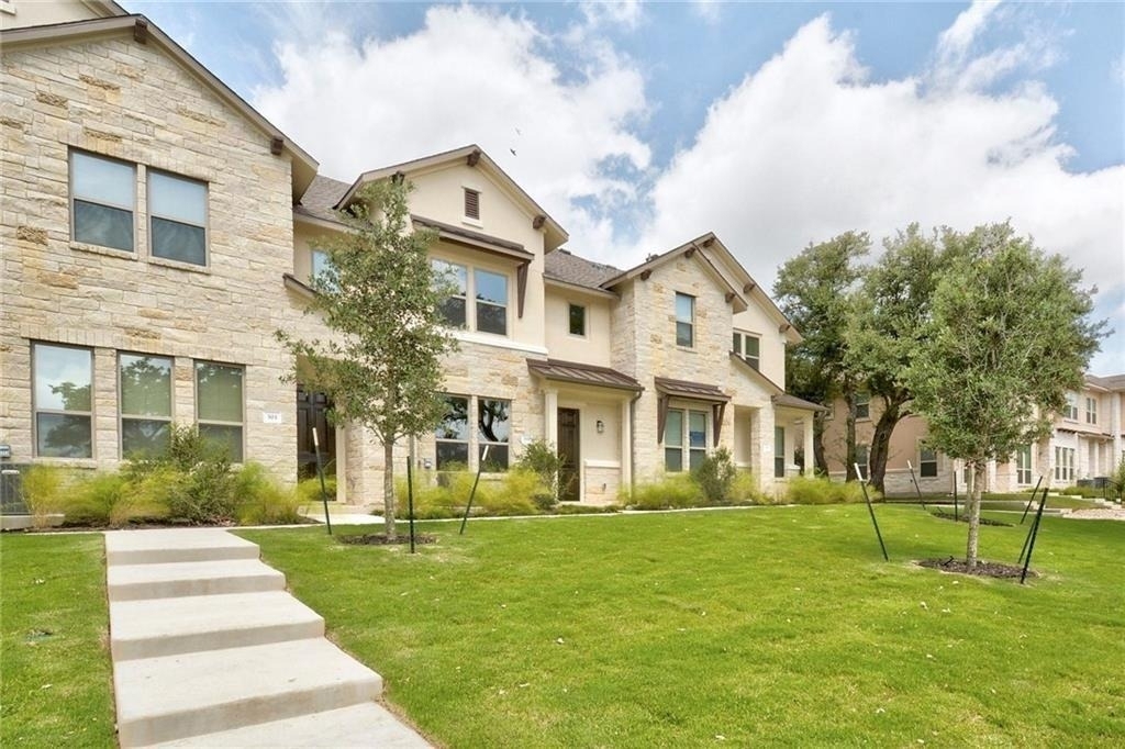 13800 Lyndhurst St - Photo 3