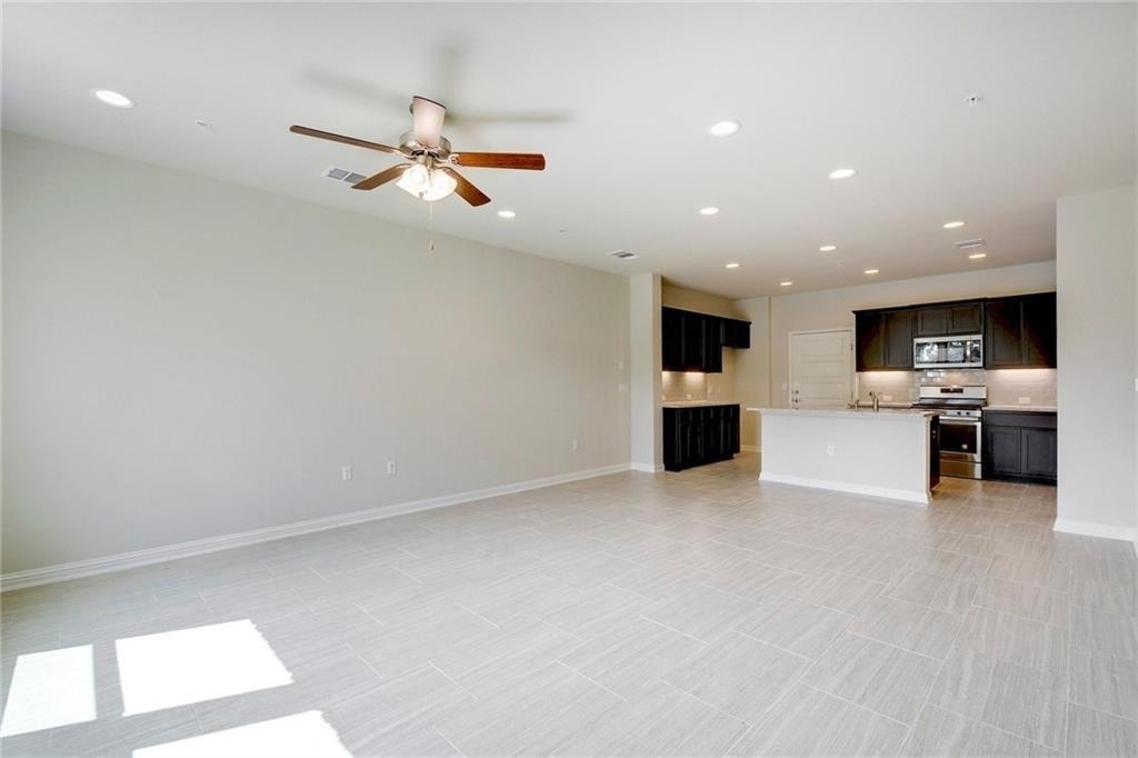 13800 Lyndhurst St - Photo 7