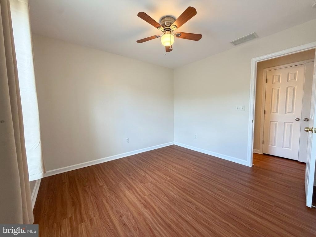 10 S Meadow Court - Photo 13