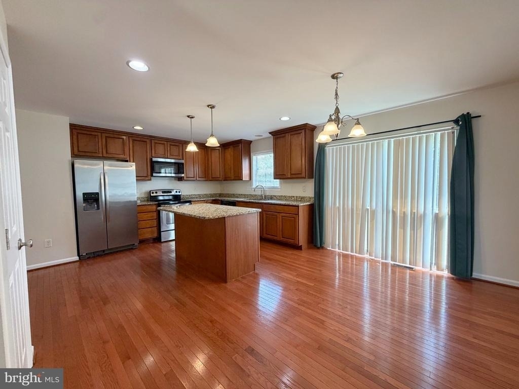 10 S Meadow Court - Photo 2