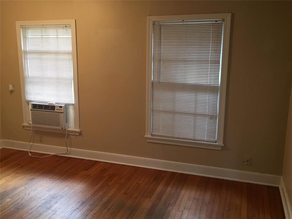 1911 W 38th Street - Photo 1