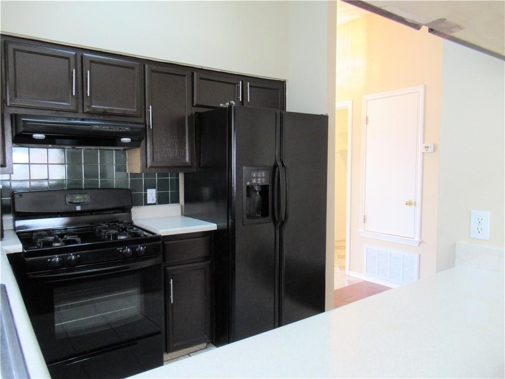 4723 Castleman Dr - Photo 3