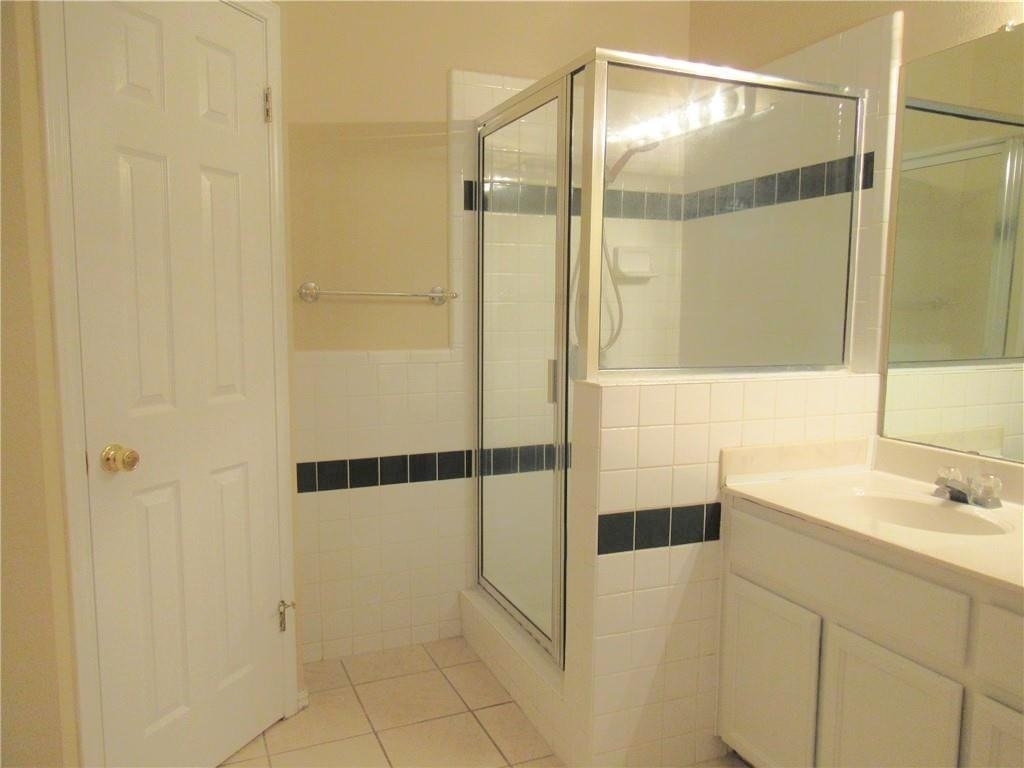 4723 Castleman Dr - Photo 14