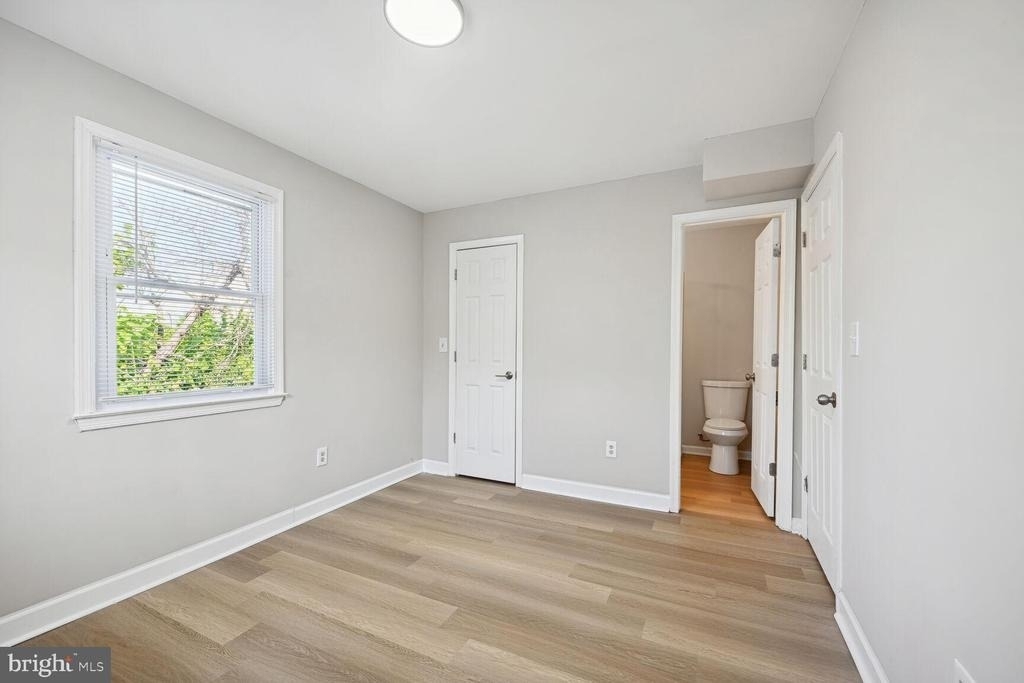 1640 L Street Ne - Photo 8