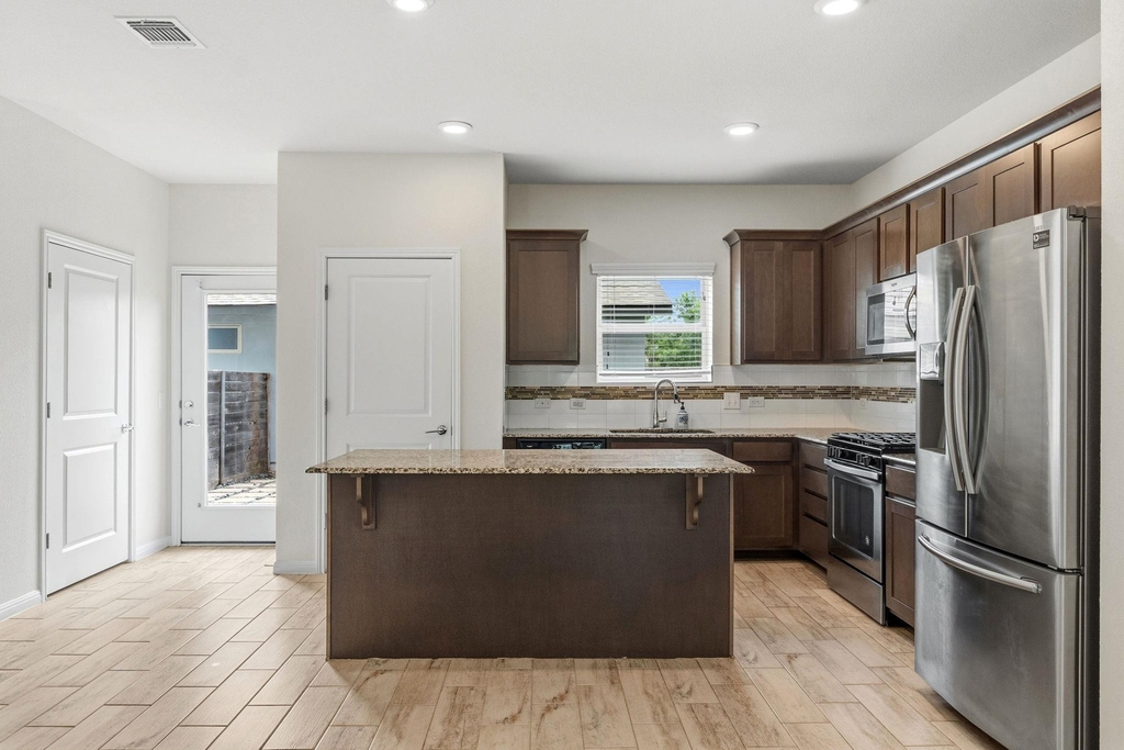 5813 Charles Merle Dr - Photo 16