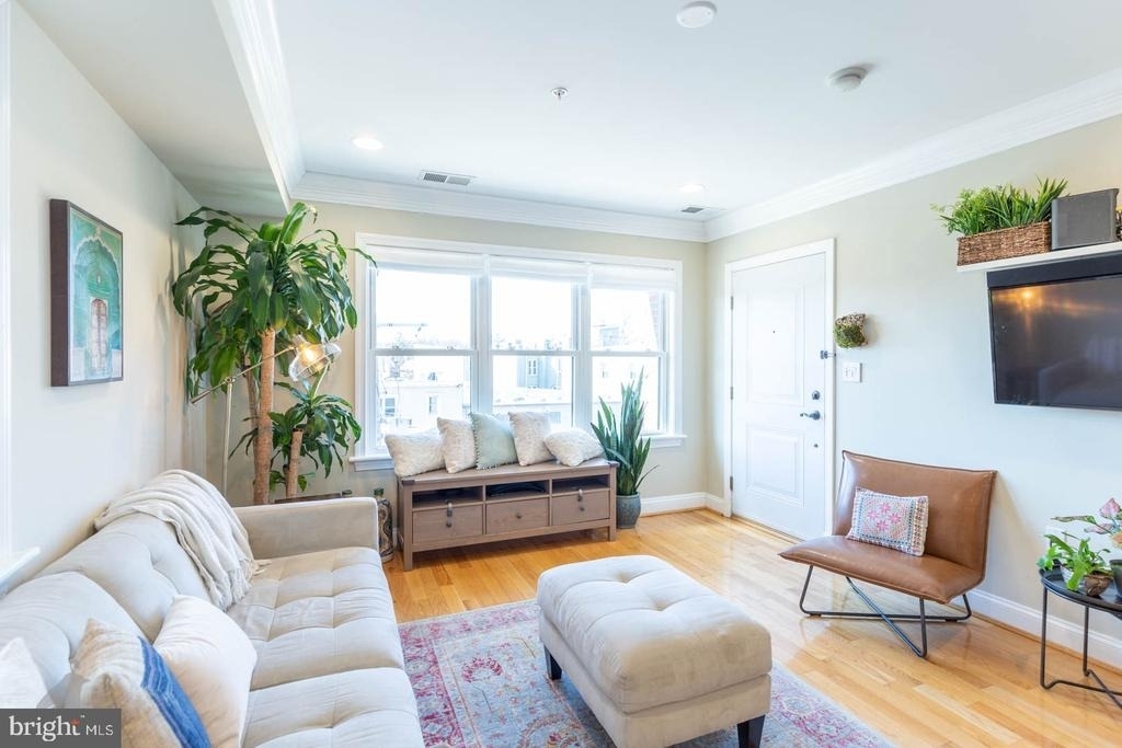 5511 Colorado Avenue Nw - Photo 9