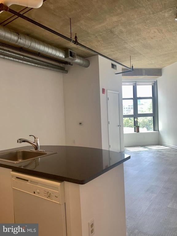 1300 N Street Nw - Photo 9