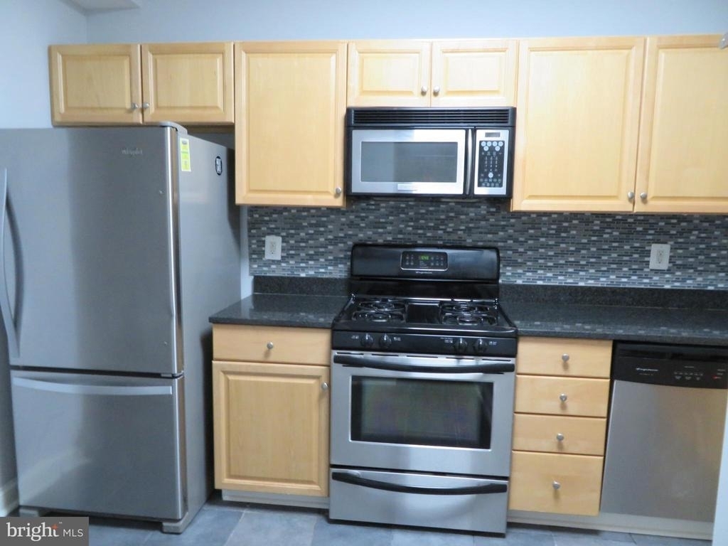 3925 Davis Place Nw - Photo 15