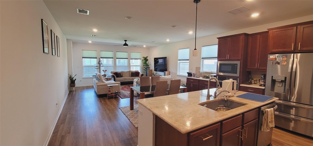716 Leeward Pass - Photo 8