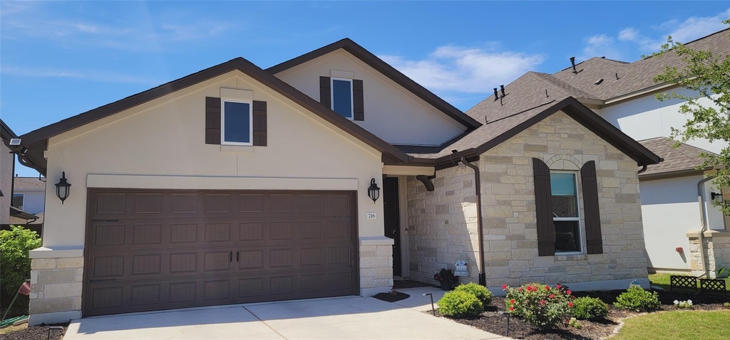 716 Leeward Pass - Photo 1