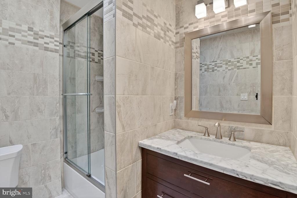 5338 41st Street Nw - Photo 13